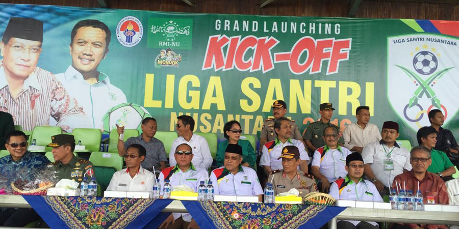 Pemukulan Lima Bedug Tandai Pembukaan Liga Santri Nusantara