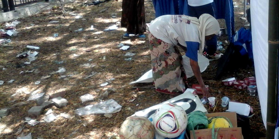 Berkah Botol Bekas LSN Bagi Buk Jumari