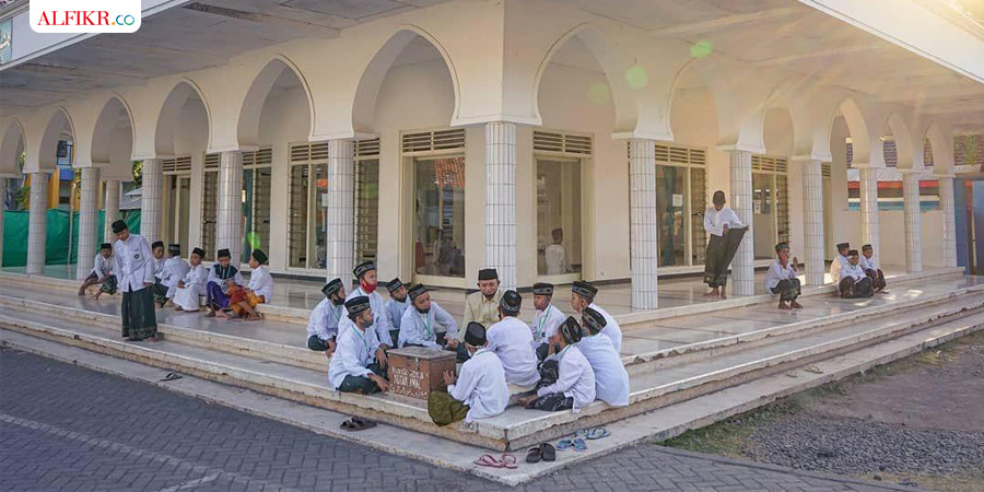 Nilai Persaudaraan dan Cinta Tanah Air di Pondok Pesantren