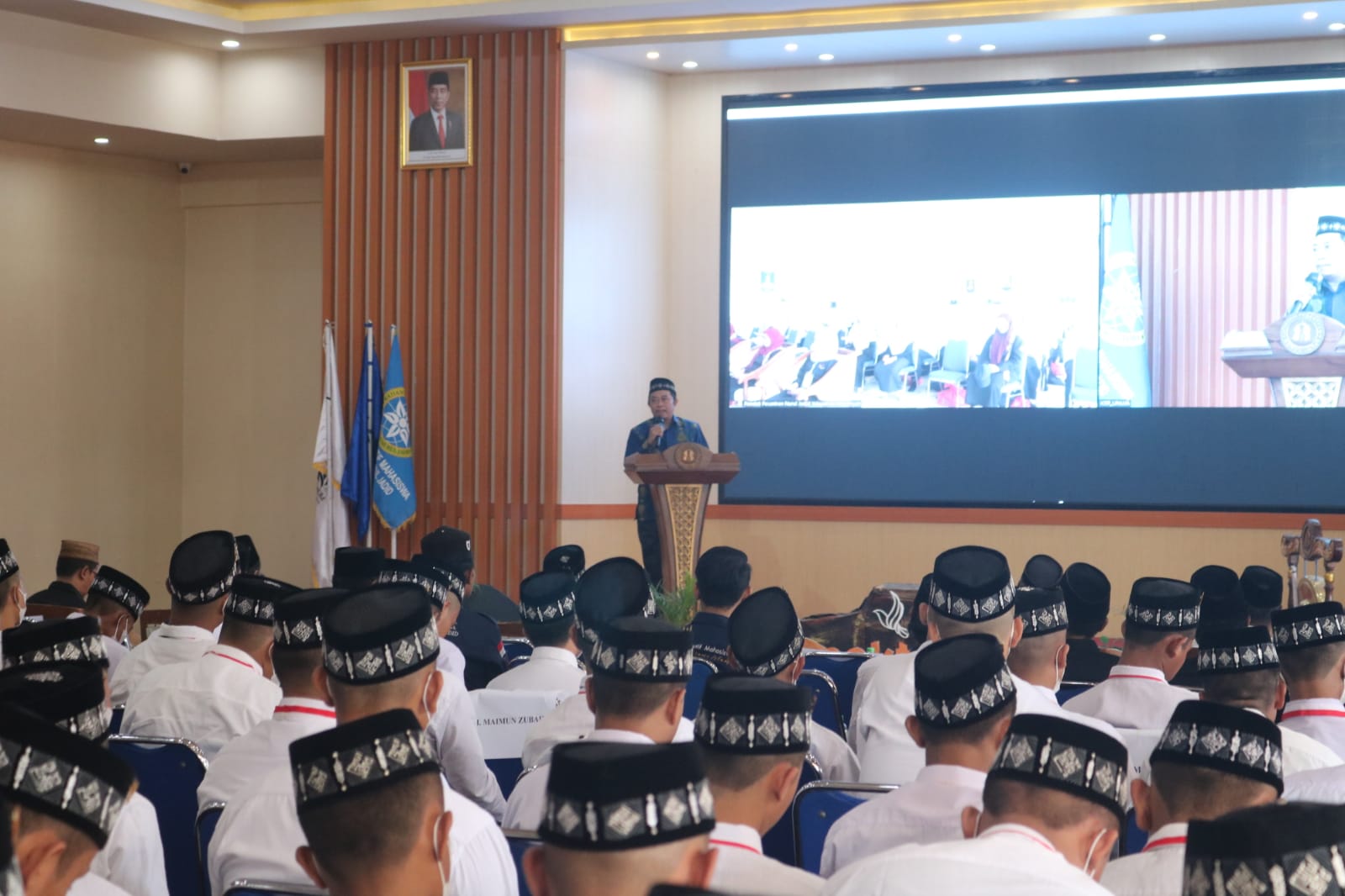 KH. Abdul Hamid Wahid: Kembangkan Ilmu dengan Penelitian dan Pengabdian Masyarakat