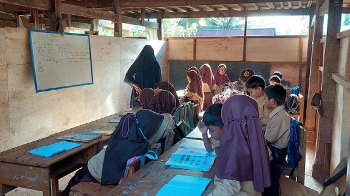 Dewan Pendidikan: Pemkab Tak Komitmen Perbaiki Sekolah di Enrekang