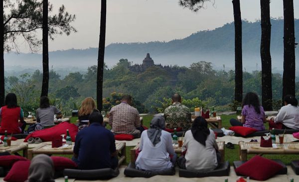 Borobudur dari Balik Keindahan Bukit Dagi