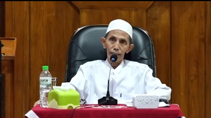 Pesan K.H. Moh. Zuhri Zaini:  Santri Harus Memanfaatkan Waktu Libur dengan Sebaik Mungkin