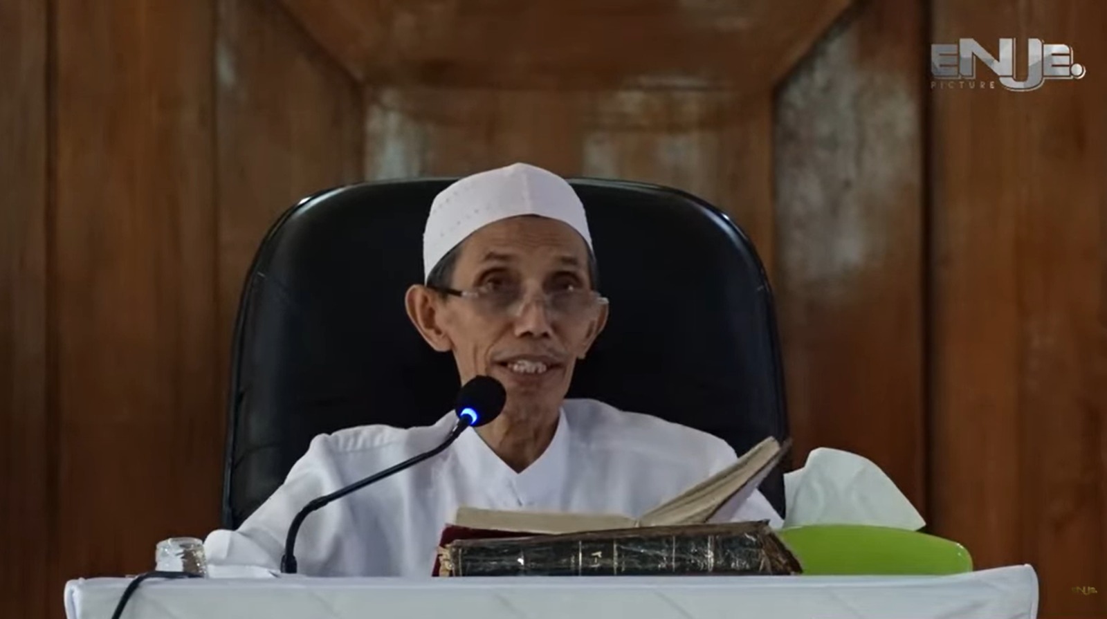 KH. Moh. Zuhri Zaini: Penguasa Khianat Tidak Akan Masuk Surga