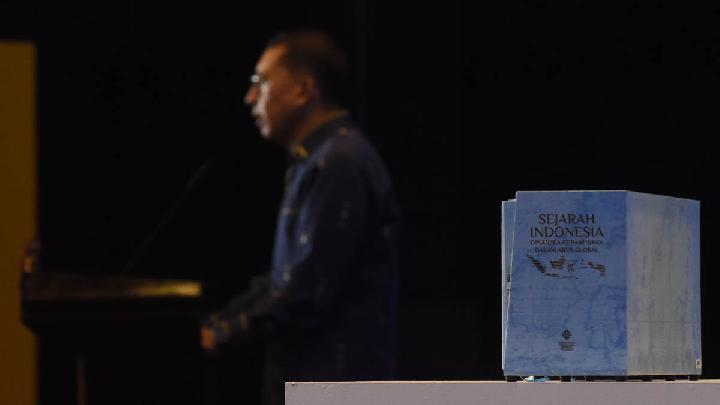 Proyek Masa Lampau Negara: Guru Sejarah di Persimpangan Jalan